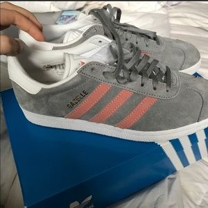 Adidas Gazelle Size 6.5